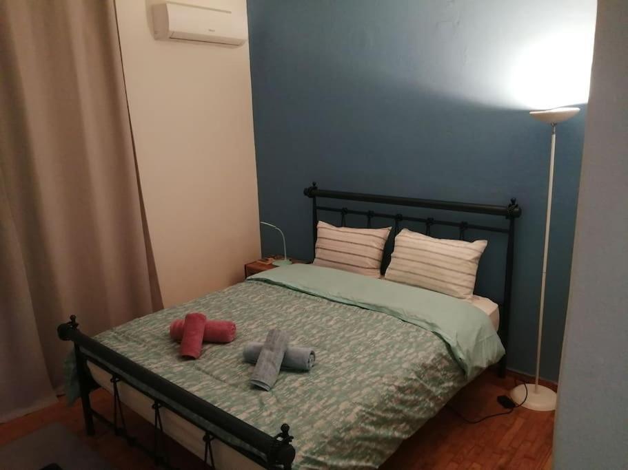Apartamento Ανακαινισμένο 8 Λεπτά Από Το Μετρό. Atenas Exterior foto